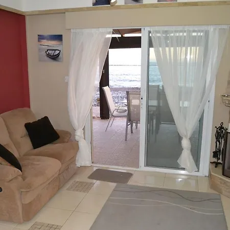 Luna Beach House